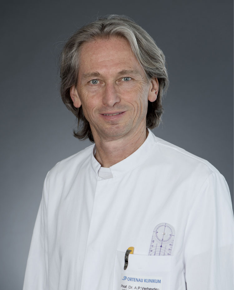 Porträt: Prof. Dr. Akhil P. Verheyden, Chefarzt
