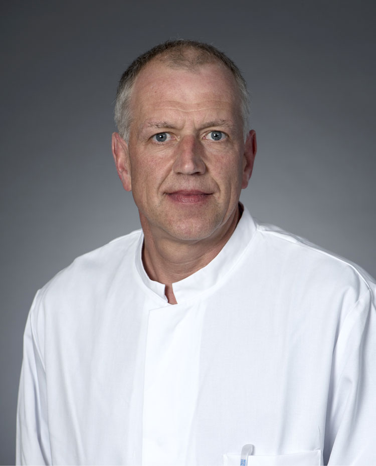 Porträt: Dr. Klaus Schmidt, Oberarzt
